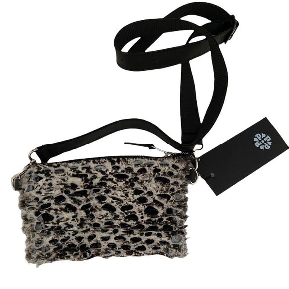 Papucei New Women’s Cross Body Mini Bag - Picture 2 of 8
